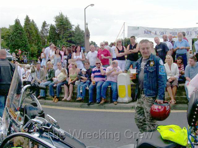 Baildon 2007 Angie - Paul - Mikaela (227).JPG